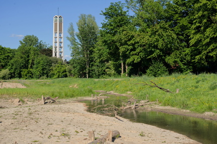 Blick über die Düssel - renaturiert